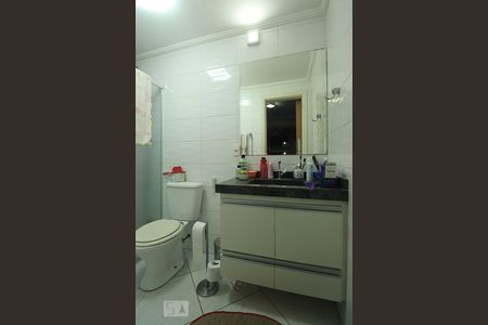 Banheiro da Suíte de apartamento à venda com 3 quartos, 91m² em Vila Pinheirinho, Santo André