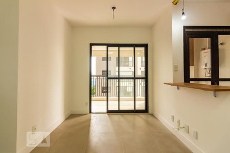 Sala de apartamento para alugar com 2 quartos, 62m² em Continental, Osasco