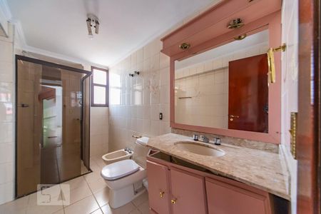 Banheiro  de apartamento à venda com 3 quartos, 120m² em Parque das Nações, Santo André