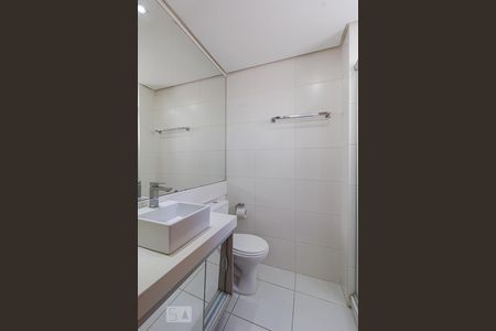 Banheiro da Suíte de apartamento para alugar com 2 quartos, 68m² em Bela Vista, Porto Alegre