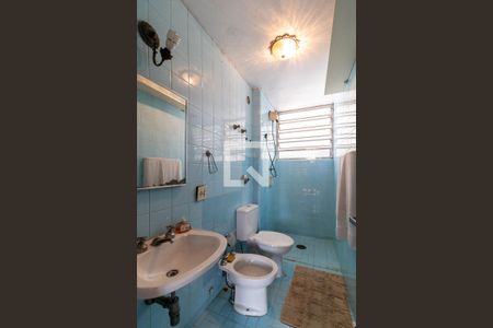 Banheiro de apartamento para alugar com 2 quartos, 65m² em Água Branca, São Paulo