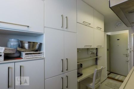 Cozinha de apartamento à venda com 1 quarto, 41m² em Vila Mariana, São Paulo