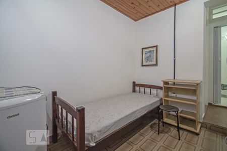 Casa à venda com 198m², 7 quartos e 4 vagas Casa à venda com 198m², 7 quartos e 4 vagasQuarto do Apto Anexo 3