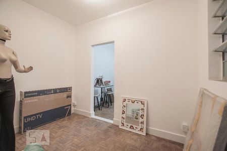 Casa à venda com 198m², 7 quartos e 4 vagas Casa à venda com 198m², 7 quartos e 4 vagasQuarto 2 do Apto Anexo 2