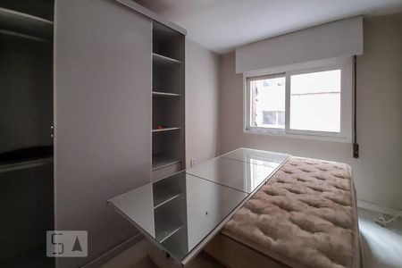 Quarto  de apartamento à venda com 1 quarto, 35m² em Centro Histórico, Porto Alegre