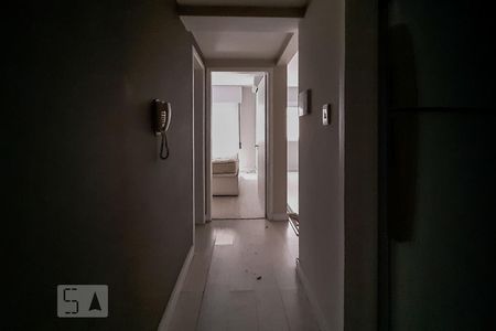 Corredor de apartamento à venda com 1 quarto, 35m² em Centro Histórico, Porto Alegre