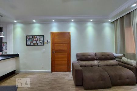 Sala de casa à venda com 4 quartos, 116m² em São Pedro, Osasco