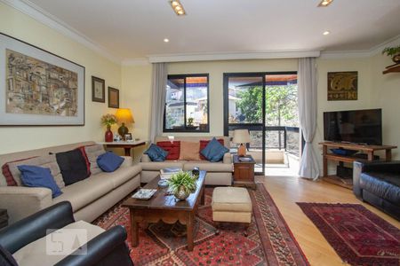 Sala de apartamento à venda com 3 quartos, 140m² em Vila Sônia, São Paulo