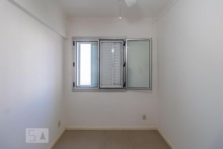 Quarto 1 de apartamento para alugar com 3 quartos, 73m² em Jardim Tupanci, Barueri