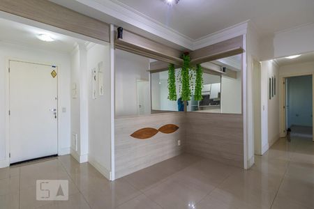 Sala de apartamento para alugar com 3 quartos, 73m² em Jardim Tupanci, Barueri