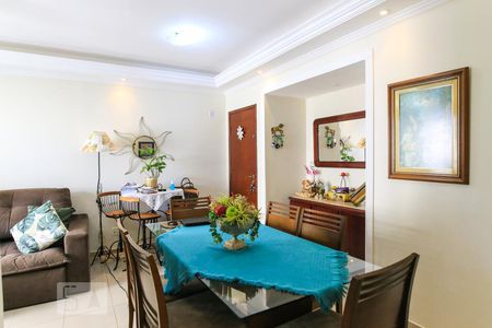 Sala de apartamento para alugar com 2 quartos, 77m² em Conjunto Residencial Trinta E Um de Março, São José dos Campos