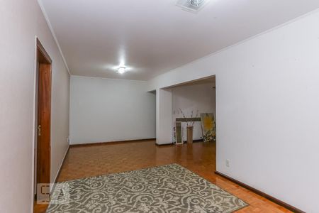 Sala de apartamento para alugar com 3 quartos, 130m² em Jardim Lindóia, Porto Alegre