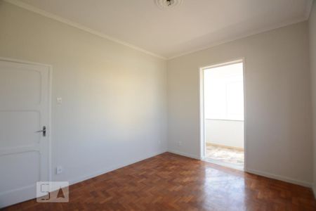 Quarto 1 de apartamento para alugar com 2 quartos, 60m² em Ramos, Rio de Janeiro