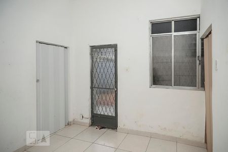 Sala de casa para alugar com 2 quartos, 80m² em Piedade, Rio de Janeiro