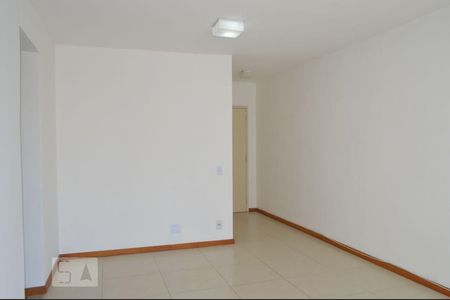 Sala de apartamento à venda com 3 quartos, 103m² em Ingá, Niterói