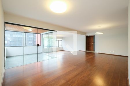 Sala de apartamento para alugar com 3 quartos, 184m² em Paraíso, São Paulo
