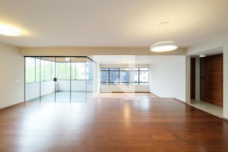 Sala de apartamento para alugar com 3 quartos, 184m² em Paraíso, São Paulo