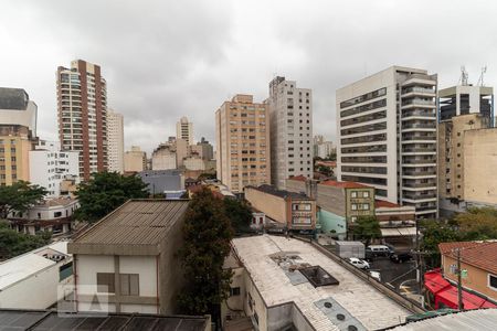 Sala - vista de apartamento para alugar com 3 quartos, 130m² em Jardim Paulistano, São Paulo