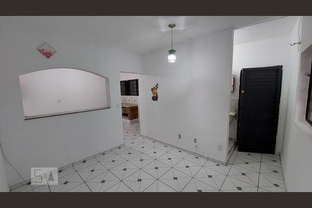 Casa à venda com 120m², 2 quartos e 1 vagaSala