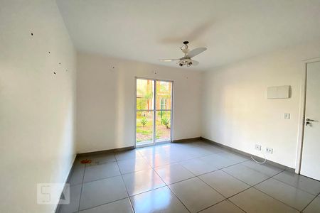 Sala de apartamento para alugar com 2 quartos, 60m² em Scharlau, São Leopoldo