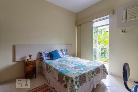 Quarto 1 de apartamento para alugar com 2 quartos, 117m² em Vila Valqueire, Rio de Janeiro