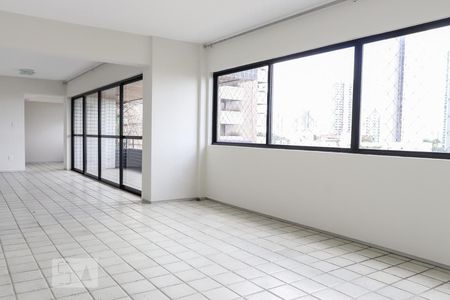 Sala de apartamento para alugar com 4 quartos, 250m² em Monteiro, Recife