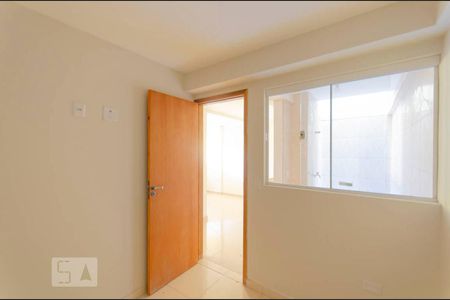 Quarto 2 de apartamento para alugar com 2 quartos, 33m² em Cidade Antônio Estevão de Carvalho, São Paulo