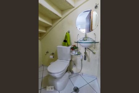 Lavabo de casa à venda com 4 quartos, 200m² em Vila Monumento, São Paulo