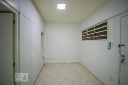 Sala de kitnet/studio para alugar com 1 quarto, 48m² em Vila Itapura, Campinas