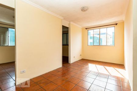 Sala  de apartamento para alugar com 3 quartos, 47m² em Cangaiba, São Paulo