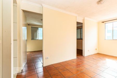 Sala  de apartamento para alugar com 3 quartos, 47m² em Cangaiba, São Paulo