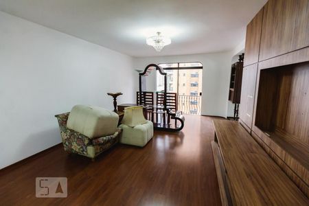 Apartamento para alugar com 150m², 5 quartos e 1 vagaSala