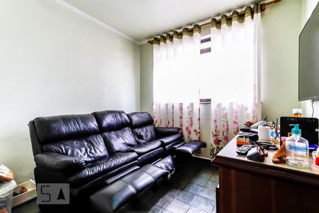 Sala de TV de casa à venda com 4 quartos, 260m² em Vila Medeiros, São Paulo