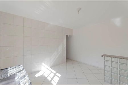Sala e Cozinha de casa para alugar com 1 quarto, 74m² em Vila São Silvestre (zona Leste), São Paulo