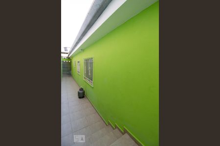 Casa para alugar com 200m², 2 quartos e 1 vaga Casa para alugar com 200m², 2 quartos e 1 vagaCorredor lateral