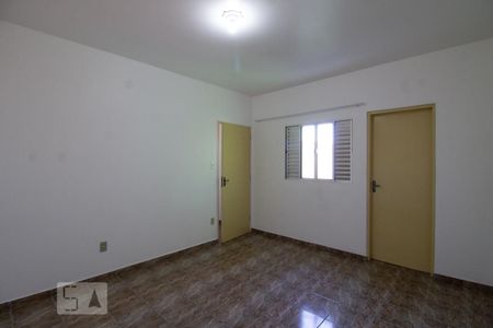 Suíte de casa para alugar com 2 quartos, 200m² em Jardim Almeida Prado, Guarulhos