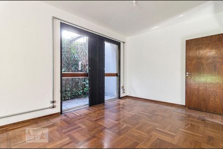 Sala de casa para alugar com 3 quartos, 231m² em Jardim das Bandeiras, São Paulo