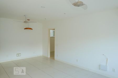 Sala de apartamento para alugar com 2 quartos, 68m² em Copacabana, Rio de Janeiro