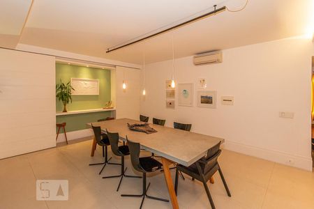 Sala de apartamento à venda com 3 quartos, 206m² em Campo Belo, São Paulo