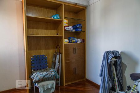 Quarto 3 de apartamento para alugar com 3 quartos, 83m² em Vila Regente Feijó, São Paulo