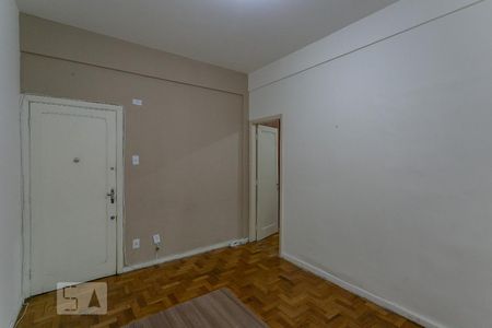 Sala de apartamento para alugar com 2 quartos, 50m² em Centro, Belo Horizonte