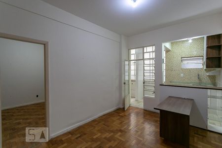 Sala de apartamento para alugar com 2 quartos, 50m² em Centro, Belo Horizonte