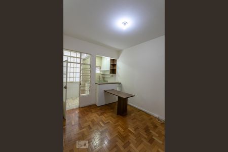 Sala de apartamento para alugar com 2 quartos, 50m² em Centro, Belo Horizonte