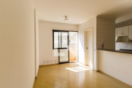 Sala de apartamento à venda com 2 quartos, 63m² em Alphaville Industrial, Barueri