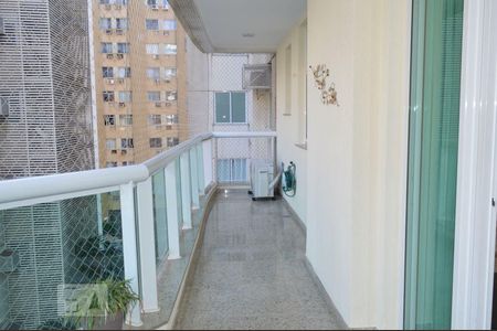 Varanda da Sala de apartamento para alugar com 3 quartos, 117m² em Icaraí, Niterói