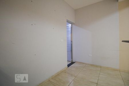 Cozinha de casa para alugar com 1 quarto, 55m² em Parque Santa Rita, São Paulo