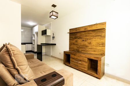 Sala de casa de condomínio para alugar com 2 quartos, 68m² em Vila Ré, São Paulo