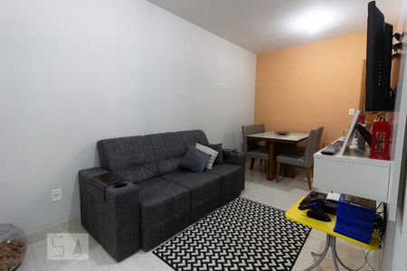 Sala de apartamento à venda com 2 quartos, 60m² em Frei Leopoldo, Belo Horizonte