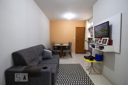 Sala de apartamento à venda com 2 quartos, 60m² em Frei Leopoldo, Belo Horizonte