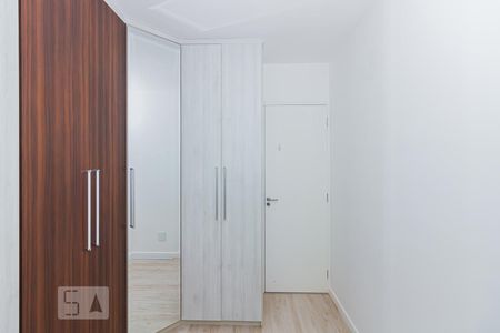 QUARTO 1 de apartamento para alugar com 2 quartos, 53m² em Lapa, São Paulo